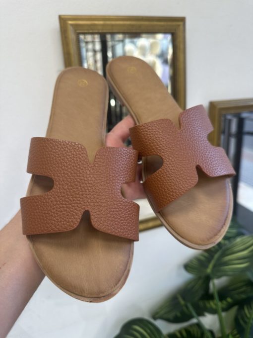 Sandalia Plana Camel