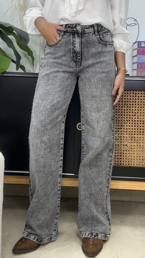 Jeans Tachuelas Gris