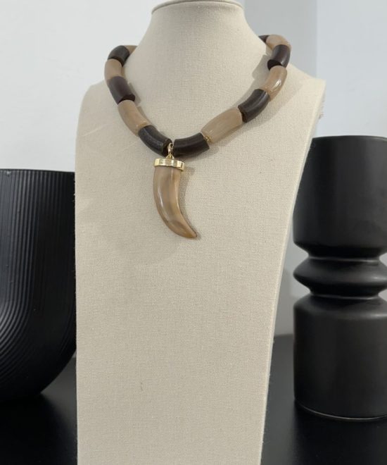 Collar Lara