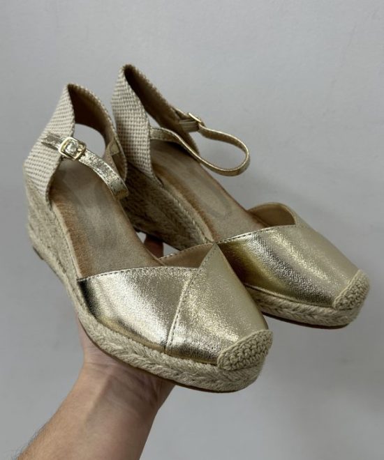 Cuñas Doradas Doble Costura